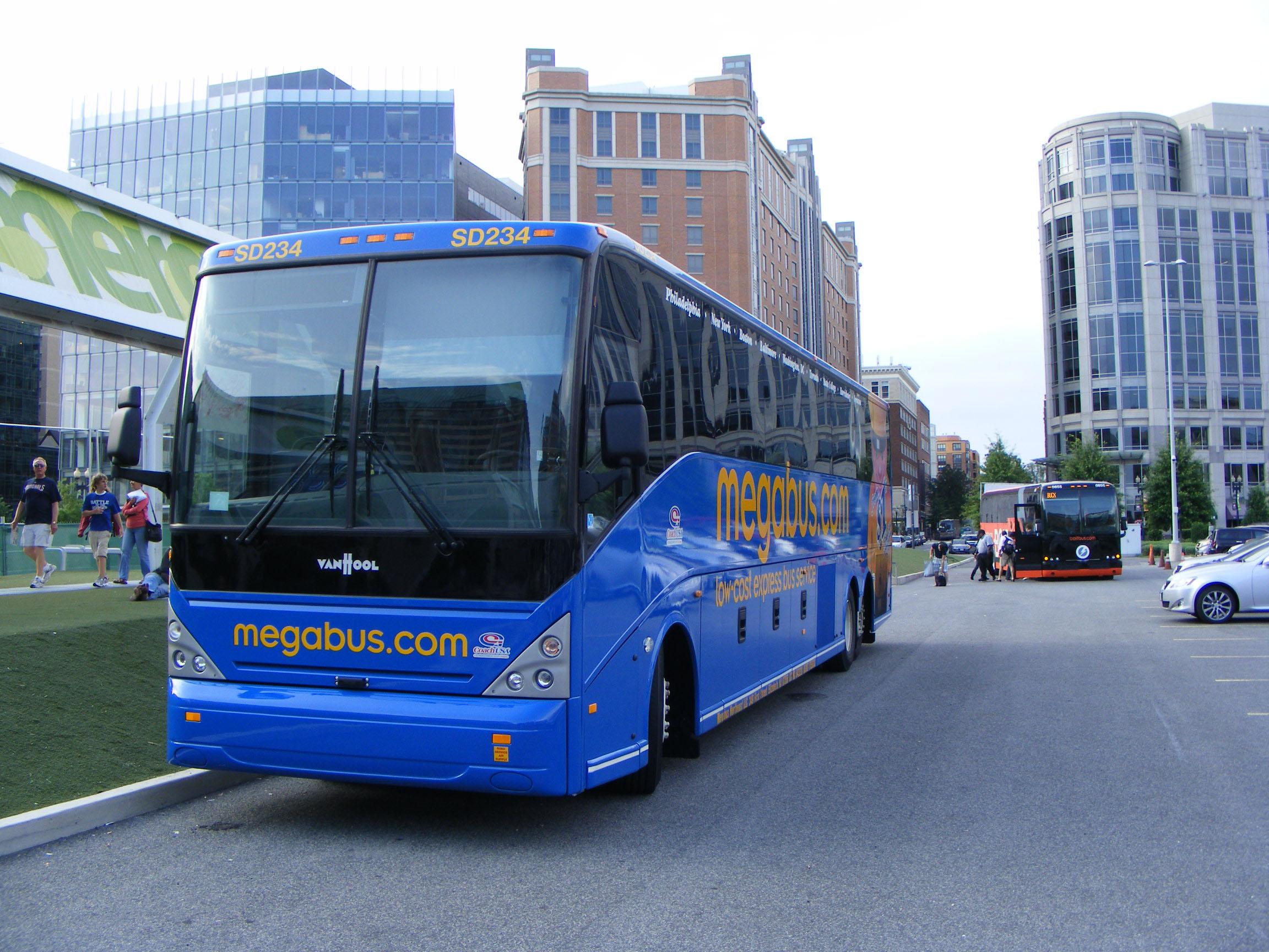 Megabus SHOWBUS INTERNATIONAL BUS IMAGE GALLERY USA